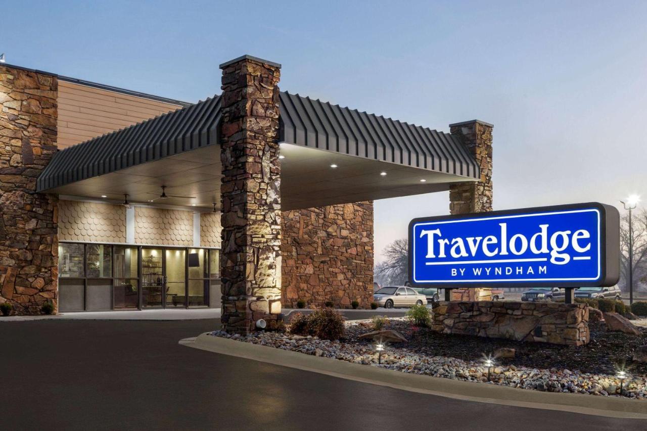 Travelodge By Wyndham Coffeyville Екстер'єр фото